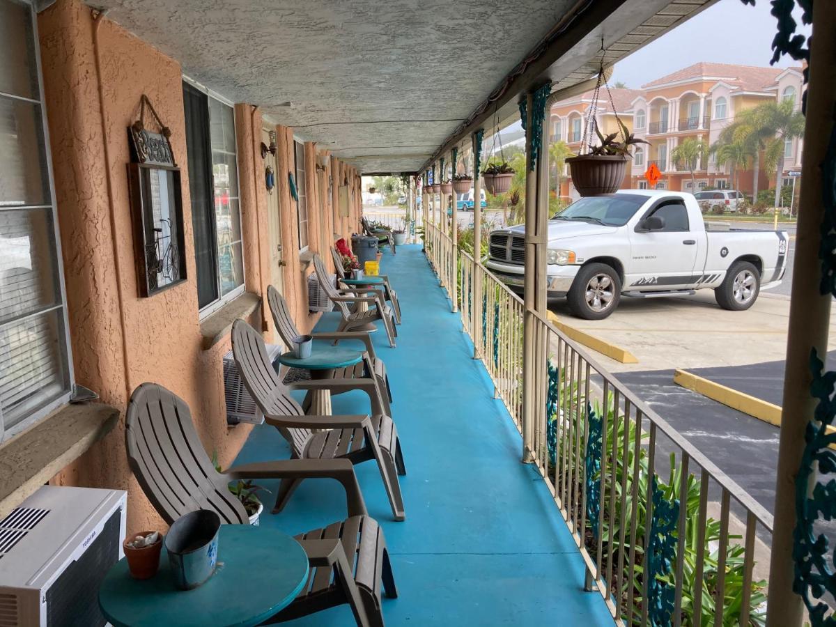 Michaels Siesta Motel 세인트피터즈버그 외부 사진