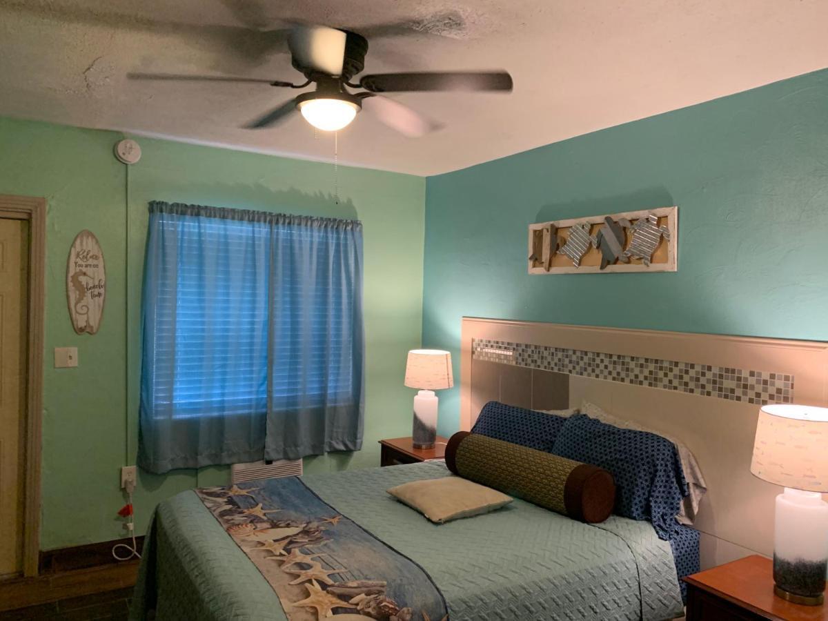 Michaels Siesta Motel 세인트피터즈버그 외부 사진